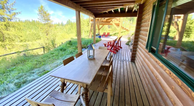 Семейный люкс Myra Canyon Guest Ranch