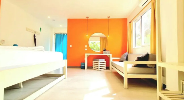 Номер Luxury с балконом и с видом на сад Blue Mango Hotel