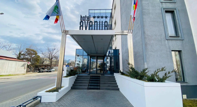Hotel Avenue - Avenue Hotels, Buchen Sie Hotel Buzău 
