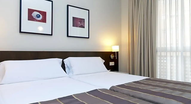 Номер Standard Vértice Sevilla