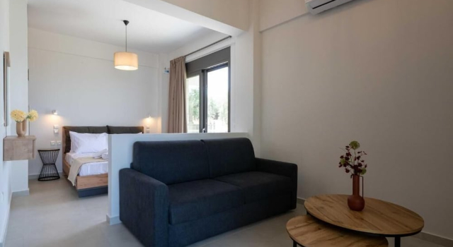 A V Luxury Apartments with Private Pools