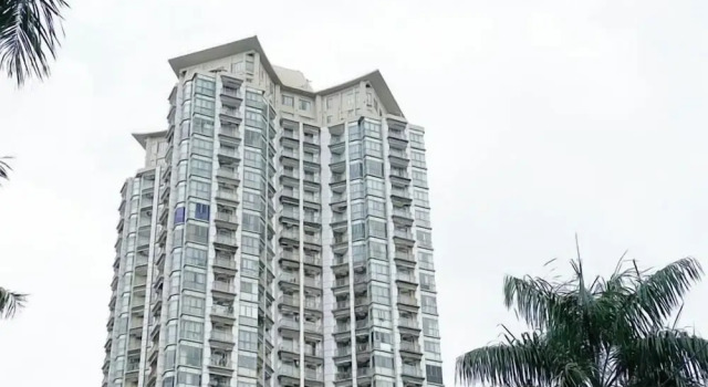Cozy and Minimalist Studio Apartment Mangga Dua