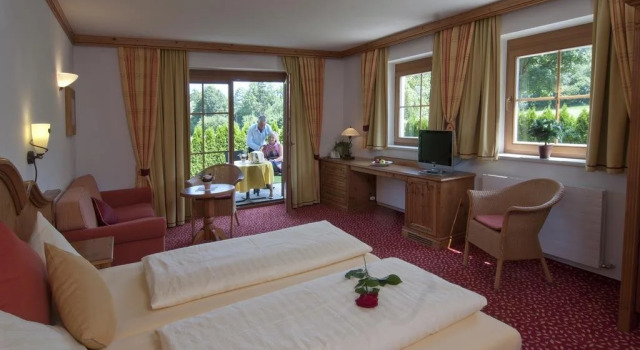 Aparthotel Bergland, Book Lejlighedshotel Hoteller i Wilder Kaiser med parkering, Parkering