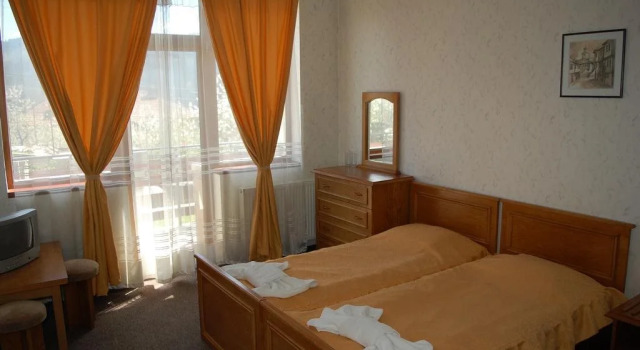 Hotel Plavis, Book Hotel Hoteller i Tryavna med parkering, Parkering