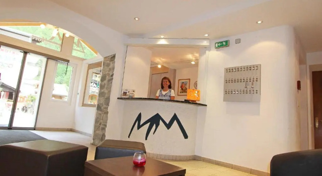 Hotel Monte-Moro, Buchen Sie Hotel Saas-Almagell Saastal
