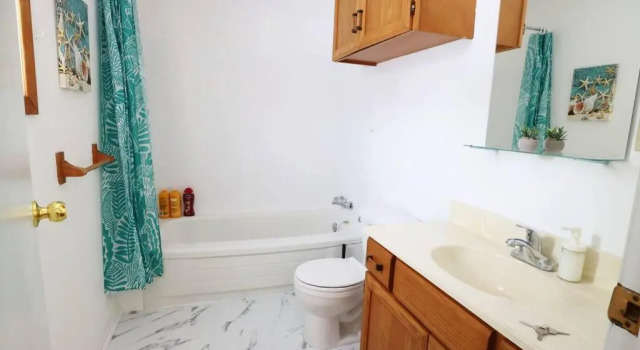 Коттедж с 3 комнатами Tobermory Cozy Lighthouse Cottage -locate 3min from downtown