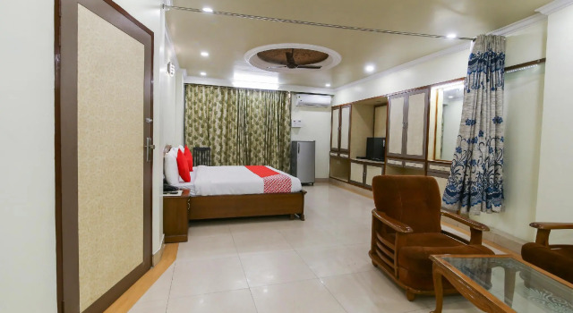 Люкс Standard FabHotel Kanha Classic