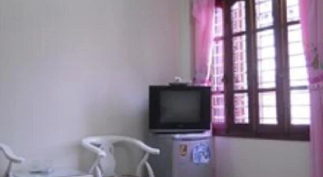 Phu Nhuan Hotel 2