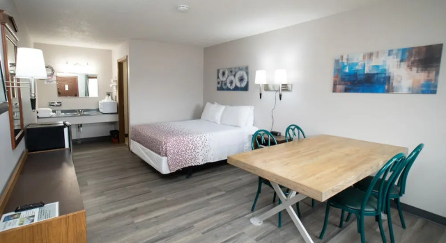 Номер Deluxe Shady Rest Motel