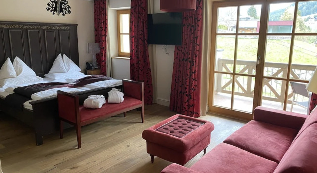 Двухместный номер Deluxe с балконом Hotel Alpine Palace