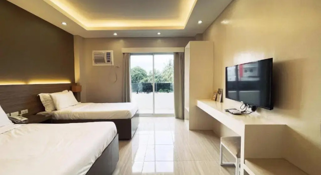 Люкс Deluxe Daraga Tourist Inn