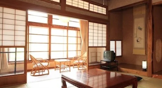 Fukenoyu, Book Hotel  