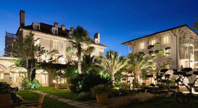 Les Prés d'Eugénie, Rezerwuj Hotel Eugenie-les-Bains Landes