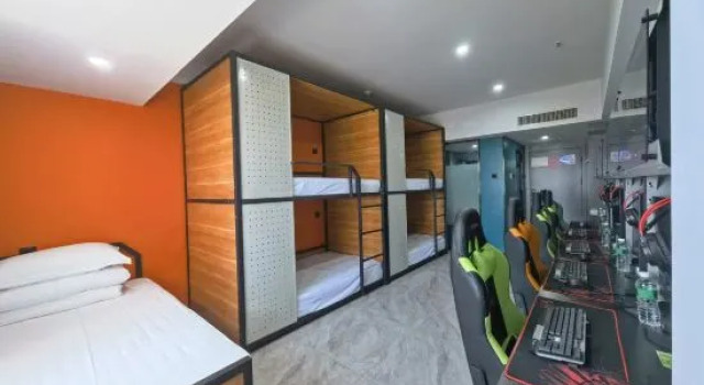 Bett im Wohnheim Hotel Bole Halang