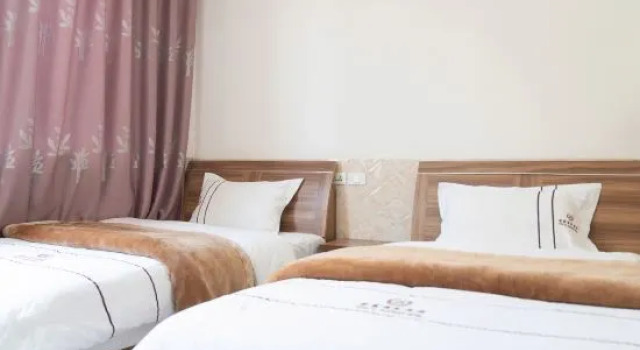 Номер Standard Qujing Rongfu Business Hotel