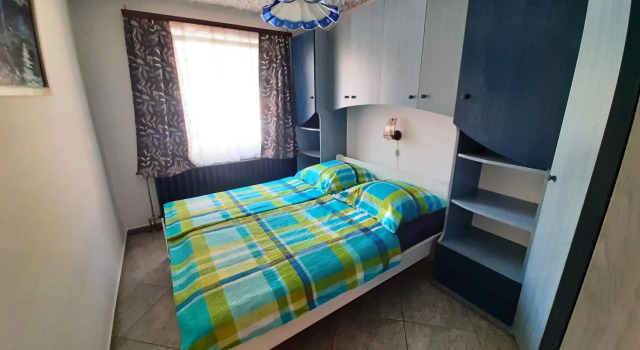 4 féröhelyes apartman, Забронировать Апартаменты/квартира Отели Балатонлелле с парковкой, Парковка