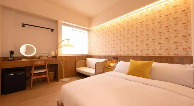 Apartment 10F