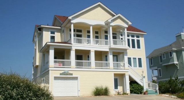Cabana Beach - 6 Br Home
