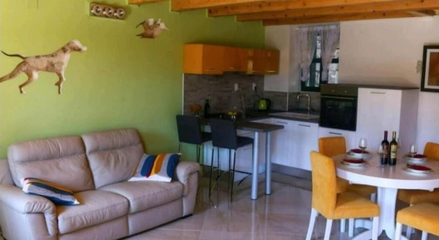 House Barbara, Забронировать Дом для отпуска Коттеджи Ластово, Коттедж