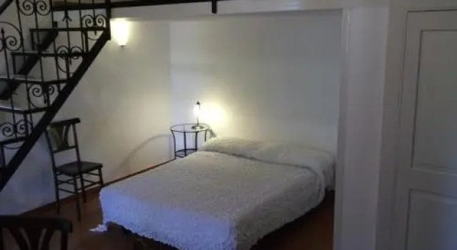 Casa Vacanze Villa Mimosa, Boek Villa Vakantiehuizen in Calvanico, Cottage