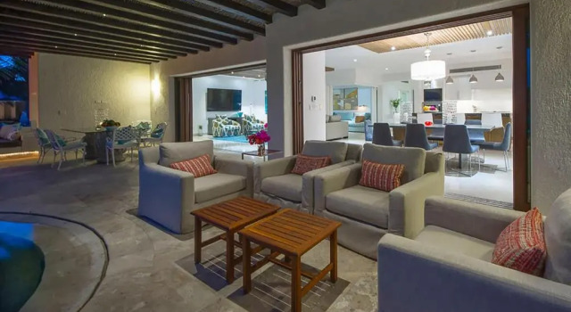 Spectacular 3-Story Beachfront Villa with a Huge Pool Patio, Забронировать Вилла СПА-отели Южной Нижней Калифорнии, SPA-услуги