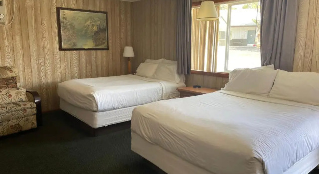 Номер Deluxe Saddle & Surrey Motel