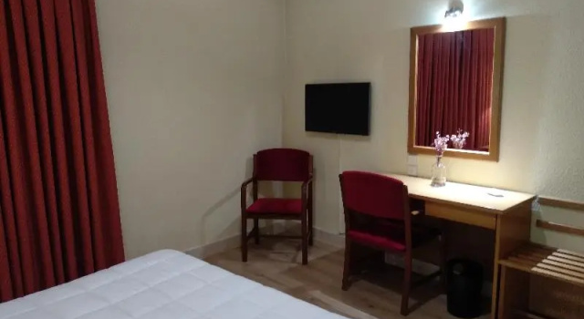 Четырёхместный номер Standard Hotel Helmántico