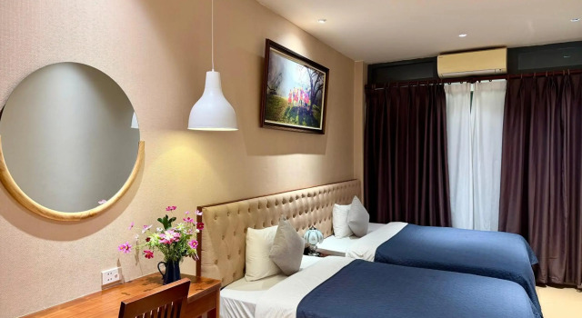 Hanoi Street Hotel