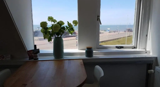 Апартаменты Studio 28 aan zee