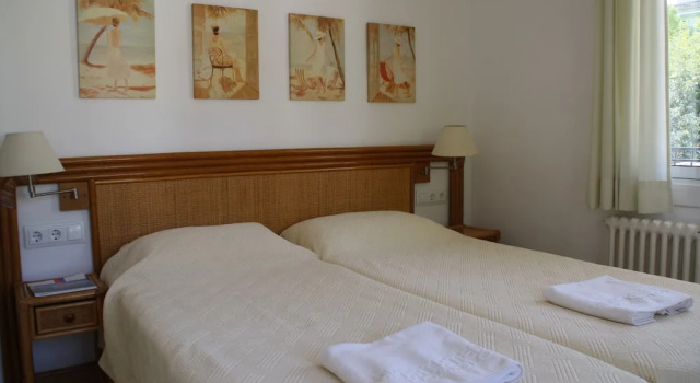 Апартаменты с 2 комнатами с красивым видом из окна Apartaments Margarita Sabina Pinell