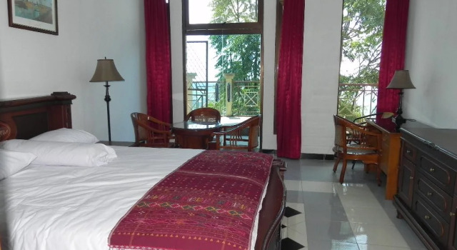 Le Vallon Bandung, Book Hotel Hotels in Cimenyan with Parking, Parking