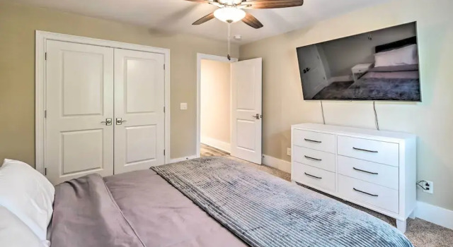 Charming Pawleys Island Home ~ 4 Mi to Beach!