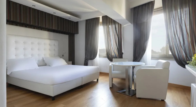 Двухместный номер Superior Hotel Royal Caserta