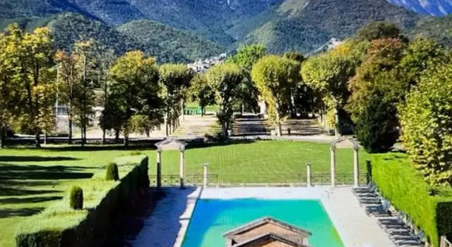 Mont Ventoux-Chateau Gipieres App Nr 9, Забронировать Апартаменты/квартира Отели Монбрен-ле-Бен с парковкой, рядом с Valvital - Montbrun-les-Bains Thermal Baths, Парковка
