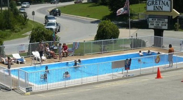 Oak Grove Inn, Забронировать Отель Отели Table Rock Lake с парковкой, Парковка