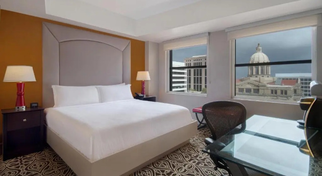 Двухместный номер The Sam Houston, Tapestry Collection by Hilton