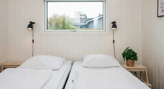 6 Person Holiday Home in Ronde, Prenota Casa vacanze Hotel a Vestjylland con parcheggio, Parcheggio