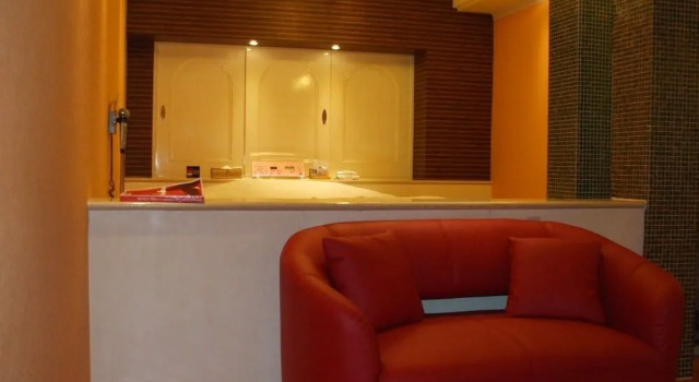 Hotel Large