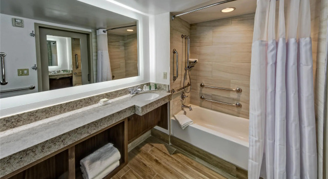 Номер Standard Hilton Knoxville Airport