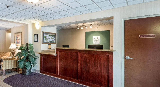 Quality Inn Shepherdstown, Book Hotel SPA-hoteller i Shepherdstown, SPA