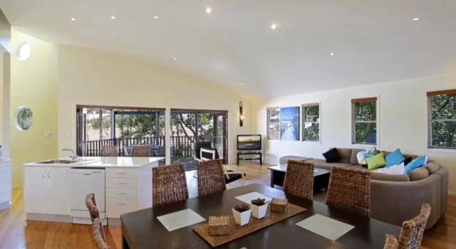 Beach House at Tallows - pet-friendly 4 BR retreat, Book Hotel Suffolk Park Byron Bay Region