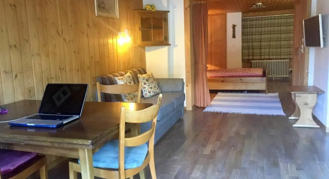 BnB Guesthouse Lusi, Varaa Bed and Breakfast Frauenkirch Davos