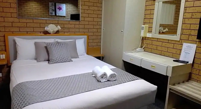 Номер Comfort Country Home Motor Inn
