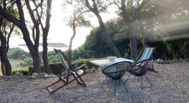 Secluded Seaside Villa w Garden Sea-sunset View, Prenota Villa Hotel a Peloponneso con parcheggio, Parcheggio