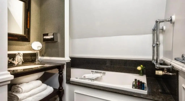 Полулюкс B&B Maison le Dragon