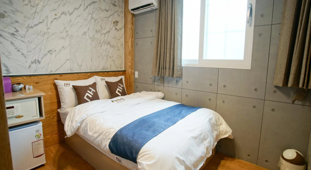 Двухместный номер Standard D.H Sinchon Guesthouse