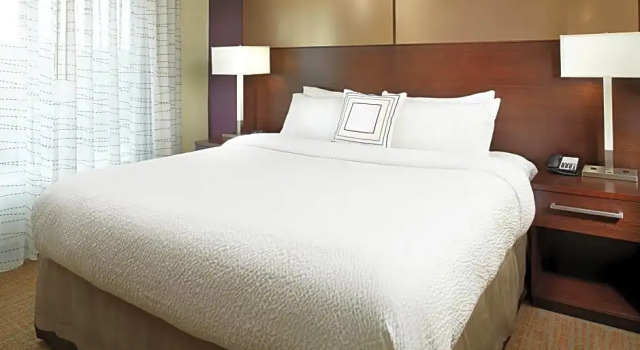 Четырёхместный люкс с 2 комнатами Residence Inn by Marriott Columbus Dublin