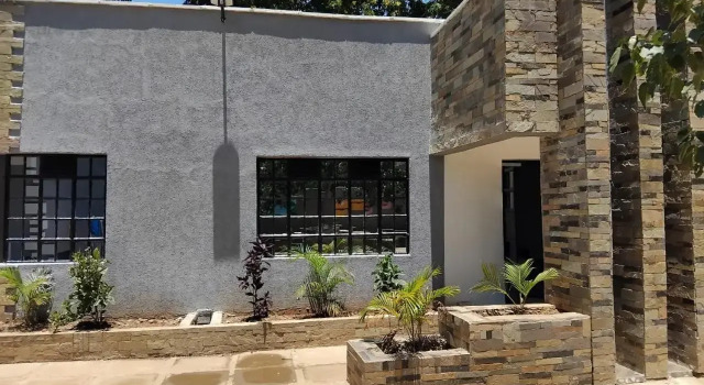 Royal palms studio