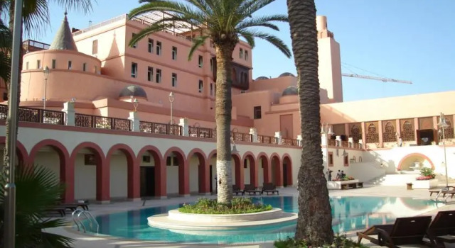 Al Waddan Hotel, Book Hotel Hoteller i Tripoli med parkering, Parkering