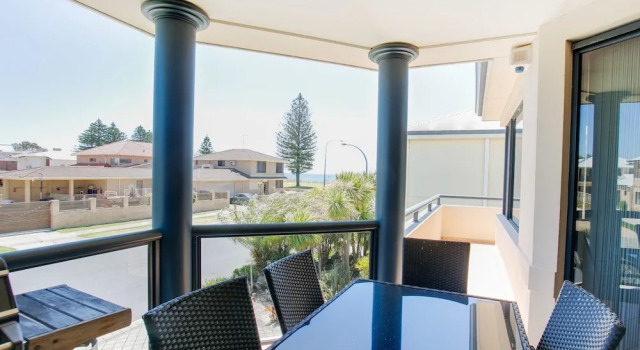 Вилла Premier Seahaven by Rockingham Apartments